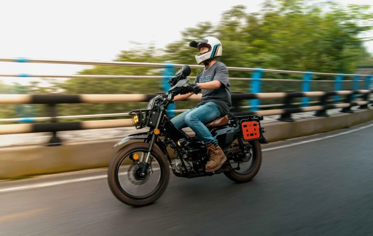 KAMAX CT125 with ABS and TCS