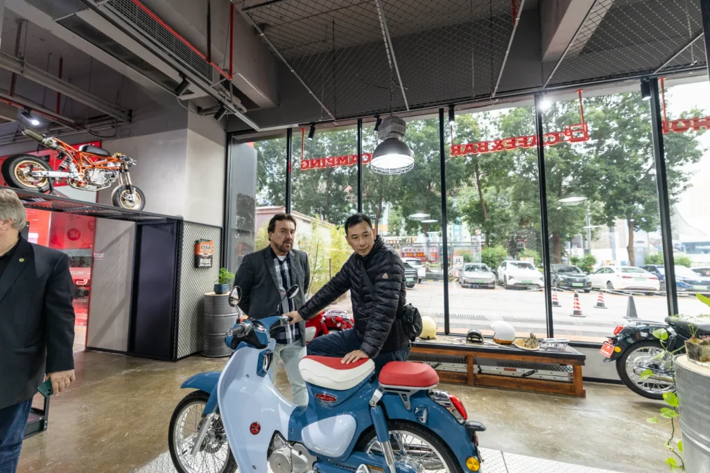 Brazilian Customers Visit KAMAX China Showroom | Kamax Motorcycle