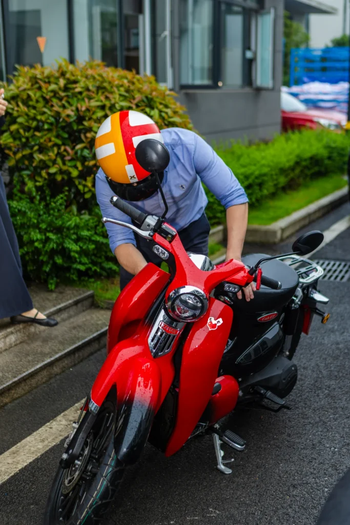 Argentinian Client Visits KAMAX Motorcycle Factory and Test Rides in Rainy Chongqing | Kamax Motorcycle